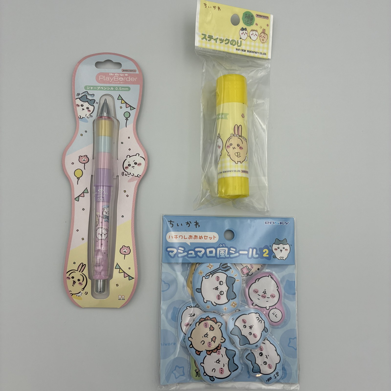 Chiikawa gift set: PILOT Dr.Grip CL mechanical pencil, stick glue and Hachiware puffy sticker set